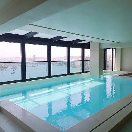 Land's End, Boutique 4* Sliema