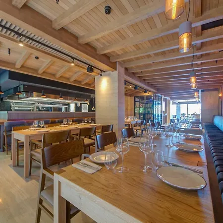 Hotel Land's End, Boutique
