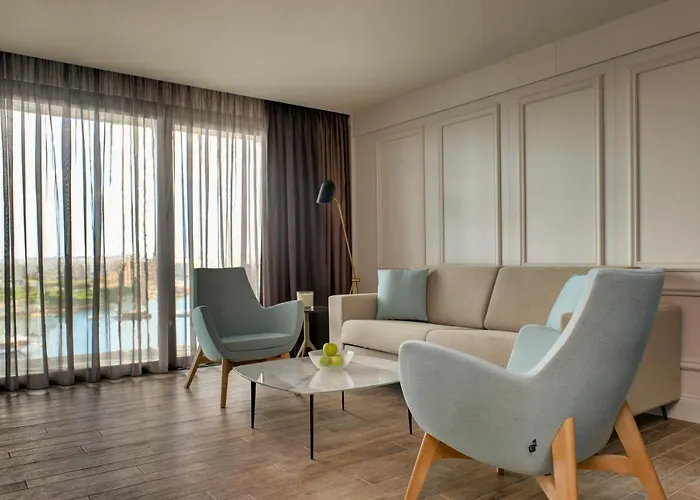 Land's End, Boutique 4* Σλιέμα