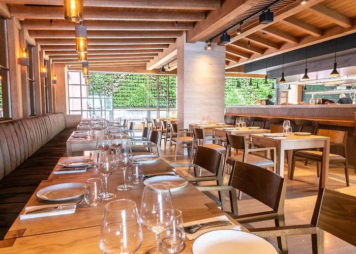 Ξενοδοχείο Land's End, Boutique Σλιέμα