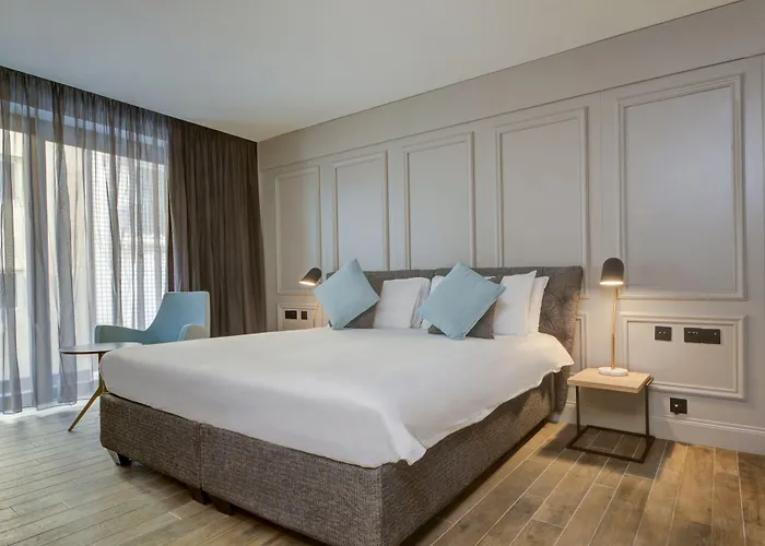 Land's End, Boutique 4* Σλιέμα