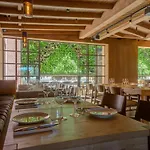 Land's End, Boutique מלון 4*