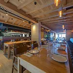 מלון Land's End, Boutique 4*