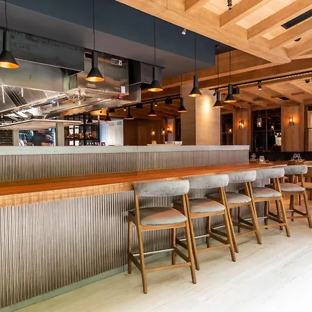 Land's End, Boutique Hotel 4*