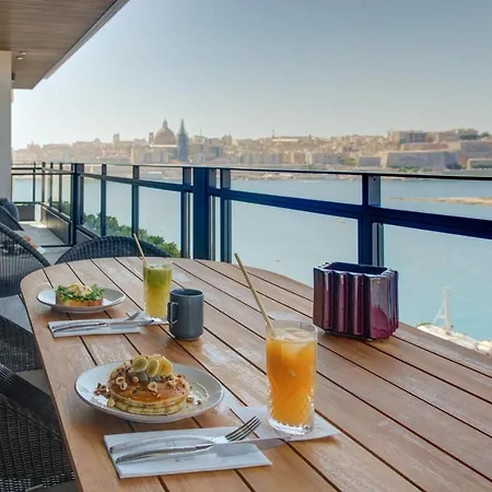 Land's End, Boutique 4*