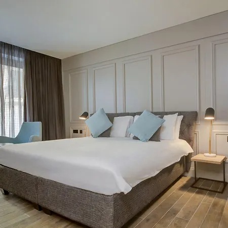 Land's End, Boutique 4* סליאמה