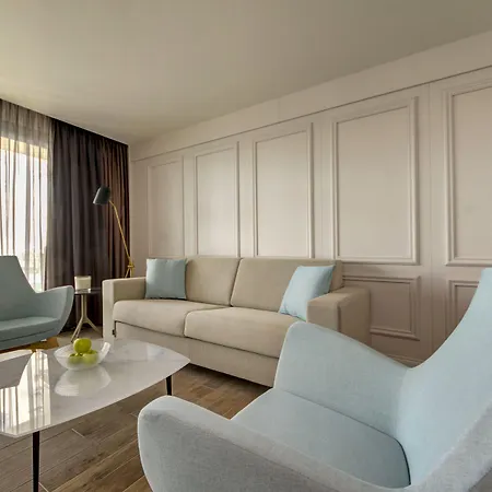 Hotel Land's End, Boutique Sliema