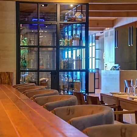 Hotel Land's End, Boutique 4*