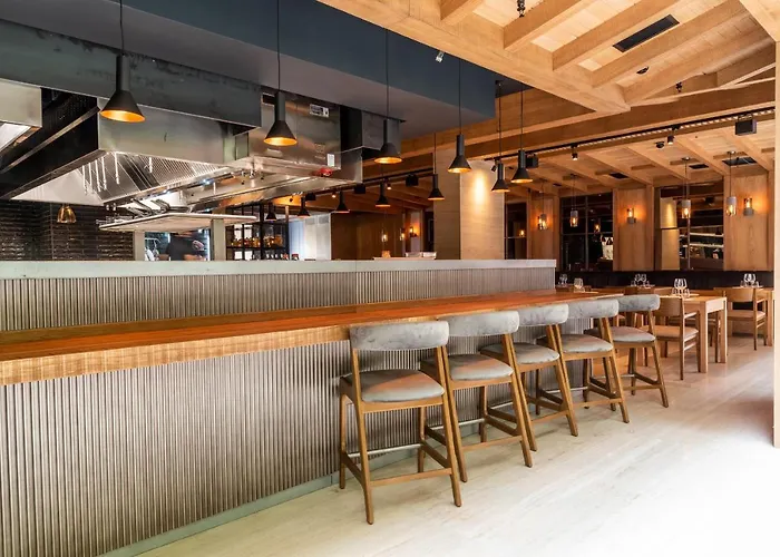 Land's End, Boutique Hotel 4*