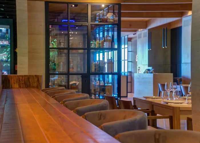 Hotel Land's End, Boutique Sliema